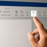 Combining Word documents on a mobile device